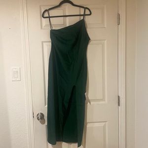 NWT one shoulder satin green dress. Perfect to wear as a wedding guest.